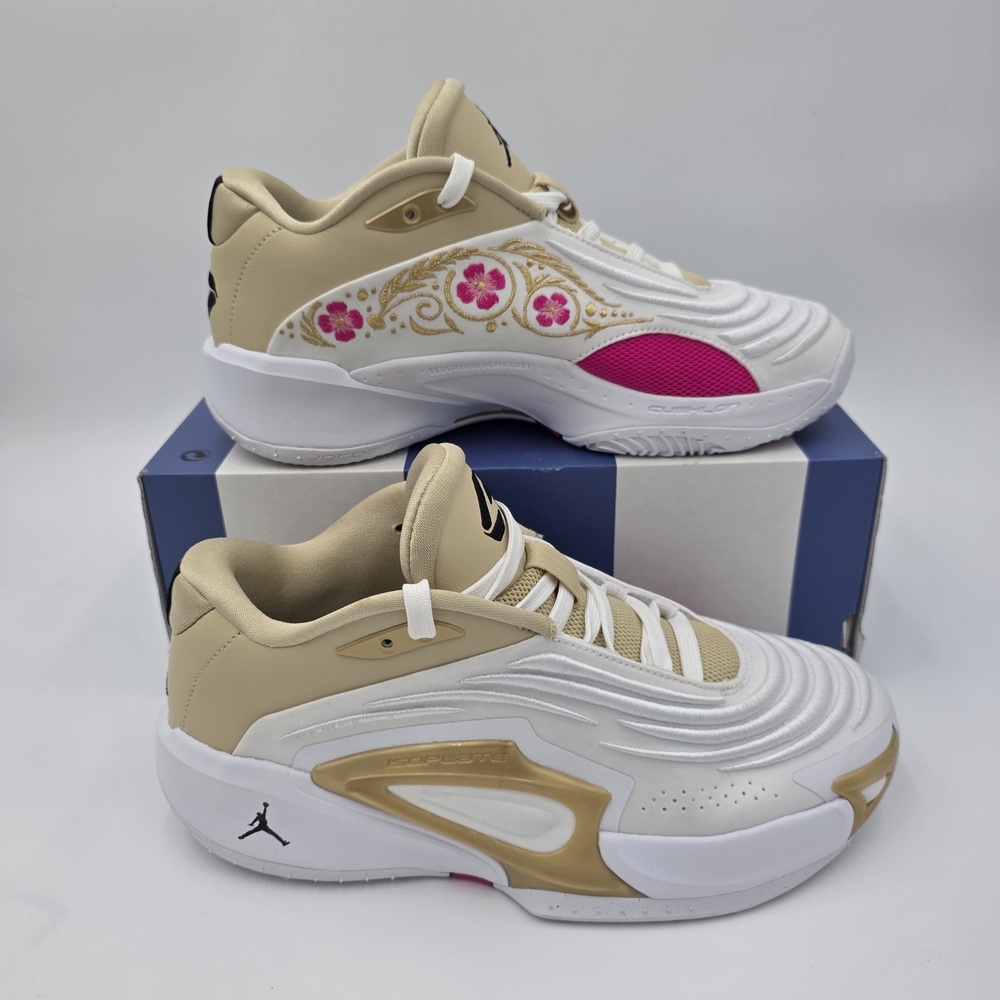 NEW Jordan Luka 3 SE Basketball Shoes